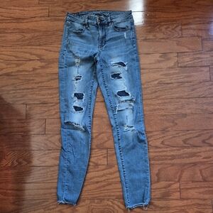American Eagle Outfitters Ripped Skinny Jeans in Blue Womens Size 4 Long